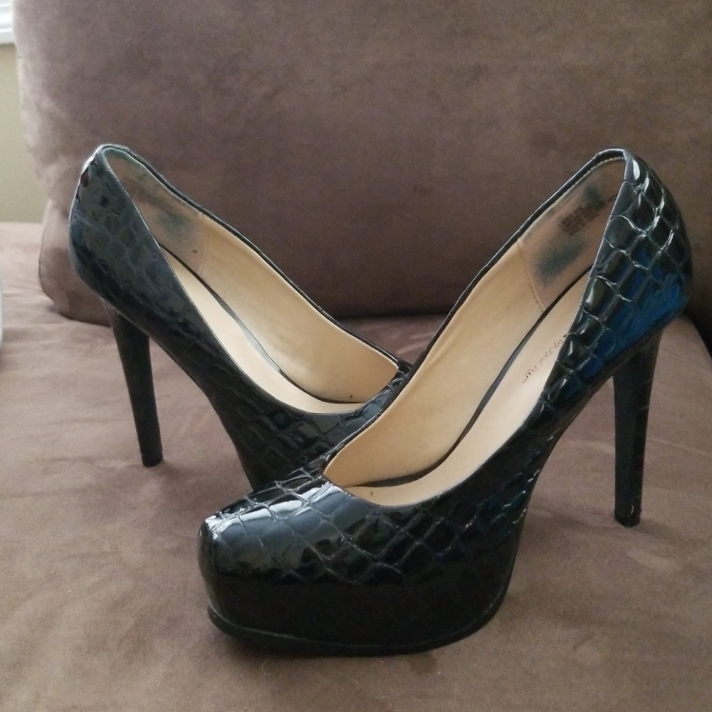 Black Snakeskin Print Heels